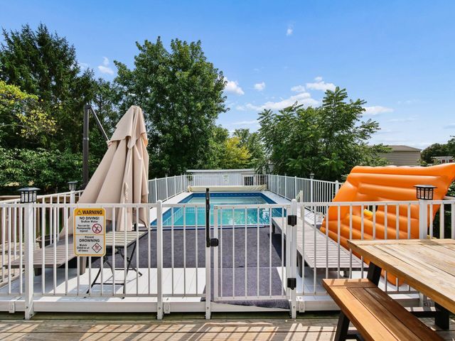 5959 Portside Drive, Hilliard, OH 43026
