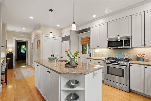 50 Norfolk Road, Arlington, MA 02476
