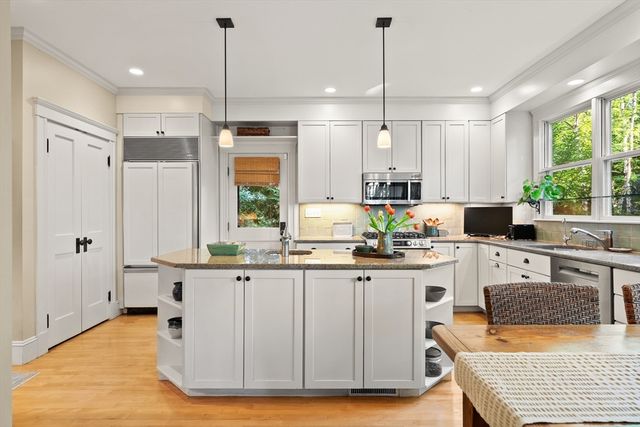 50 Norfolk Road, Arlington, MA 02476