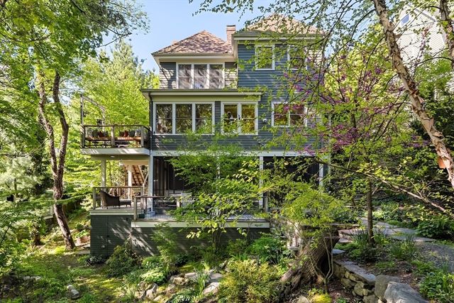 50 Norfolk Road, Arlington, MA 02476