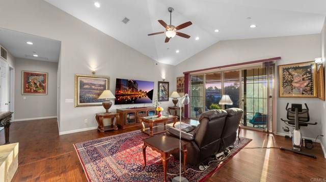 954 MIRAMAR DRIVE, Vista, CA 92081