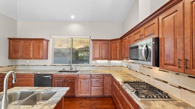 954 MIRAMAR DRIVE, Vista, CA 92081