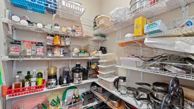 954 MIRAMAR DRIVE, Vista, CA 92081