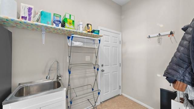 954 MIRAMAR DRIVE, Vista, CA 92081