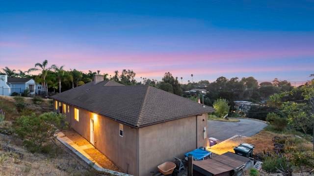 954 MIRAMAR DRIVE, Vista, CA 92081