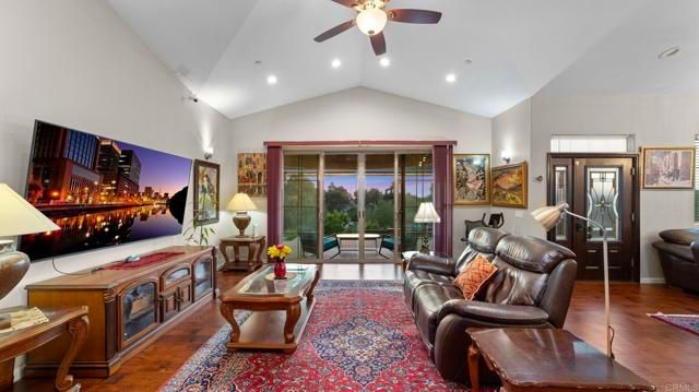 954 MIRAMAR DRIVE, Vista, CA 92081