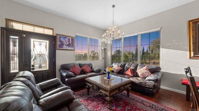 954 MIRAMAR DRIVE, Vista, CA 92081