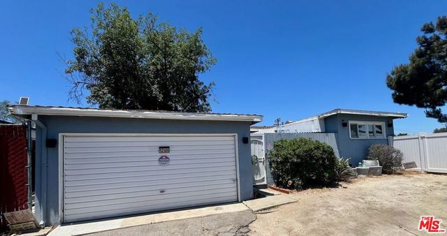 12500 Lull Street, North Hollywood, CA 91605