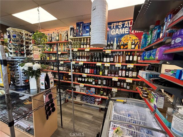 9138 Telegraph, Downey, CA 90240
