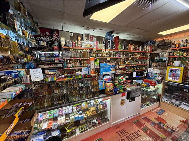 9138 Telegraph, Downey, CA 90240
