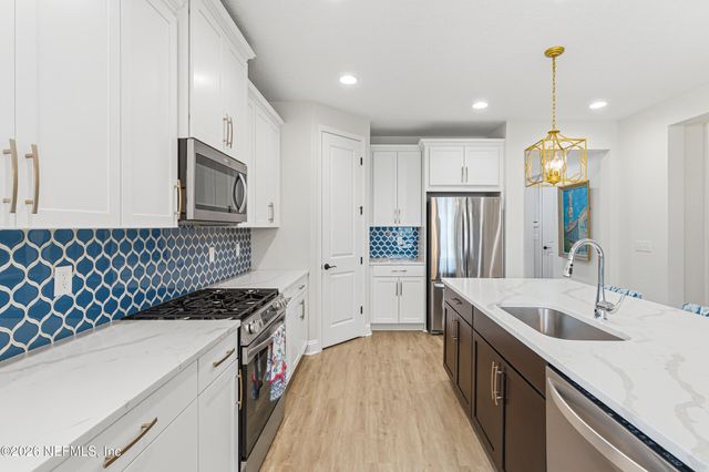 633 KENDALL CROSSING Drive, St. Johns, FL 32259