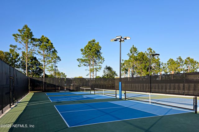 633 KENDALL CROSSING Drive, St. Johns, FL 32259