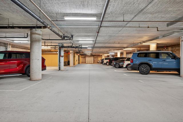 3950 N Flagler Drive 401, West Palm Beach, FL 33407
