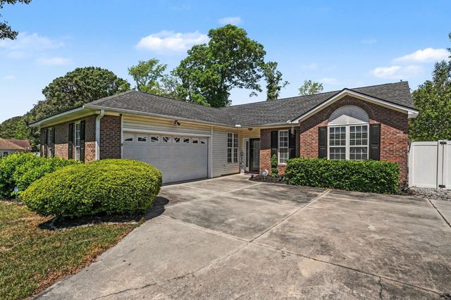 491 Copenhagen Dr., Little River, SC 29566