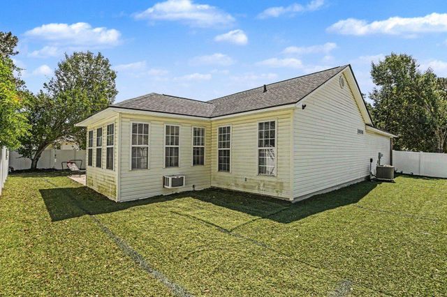 491 Copenhagen Dr., Little River, SC 29566