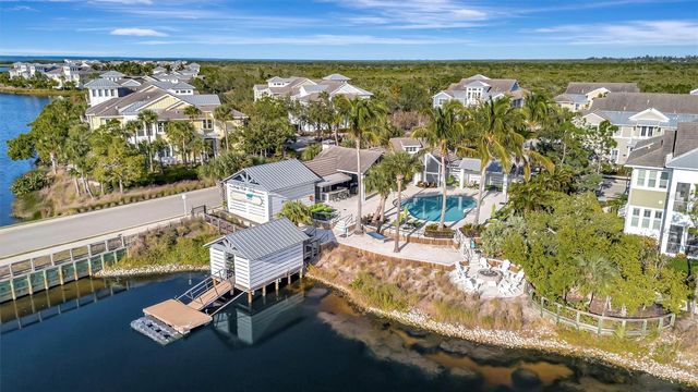 246 SAPPHIRE LAKE DRIVE 201, Bradenton, FL 34209