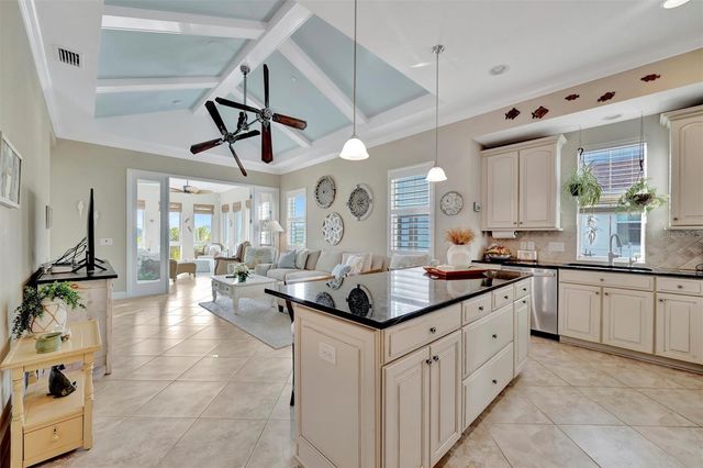 246 SAPPHIRE LAKE DRIVE 201, Bradenton, FL 34209