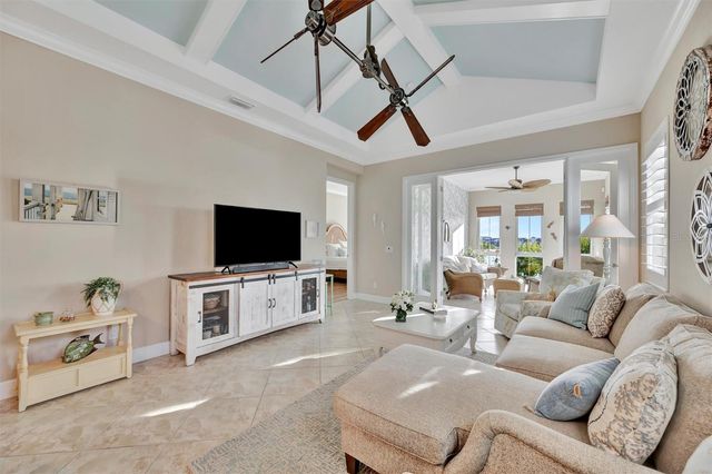 246 SAPPHIRE LAKE DRIVE 201, Bradenton, FL 34209