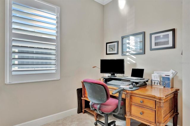 246 SAPPHIRE LAKE DRIVE 201, Bradenton, FL 34209