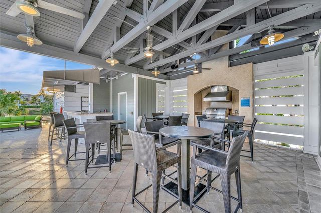 246 SAPPHIRE LAKE DRIVE 201, Bradenton, FL 34209