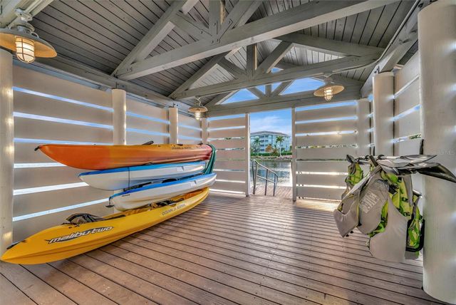 246 SAPPHIRE LAKE DRIVE 201, Bradenton, FL 34209