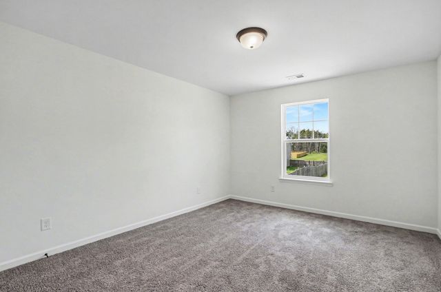 227 Hannah Lee Hill Rd, La Vergne, TN 37086