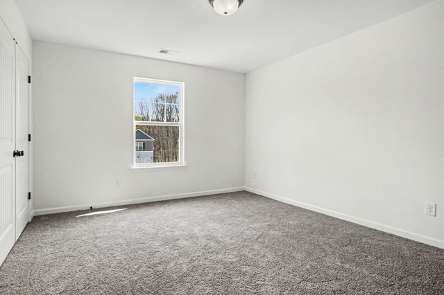 227 Hannah Lee Hill Rd, La Vergne, TN 37086