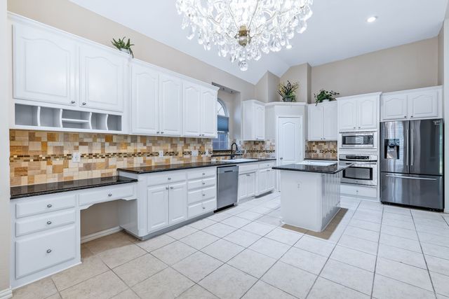 4564 Jousting Lane, Grand Prairie, TX 75052