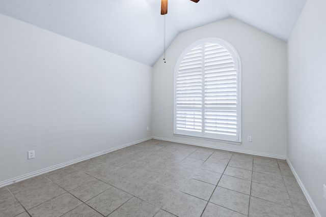 4564 Jousting Lane, Grand Prairie, TX 75052
