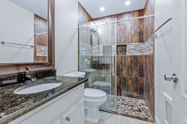 4564 Jousting Lane, Grand Prairie, TX 75052