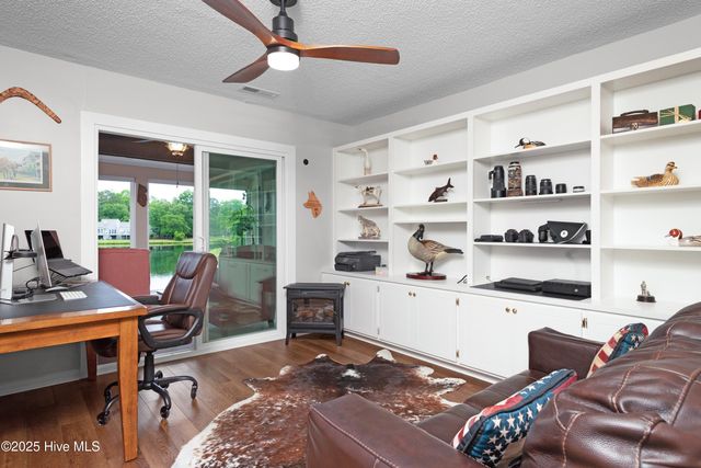 7101 Windward Drive, New Bern, NC 28560