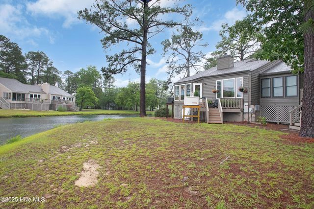 7101 Windward Drive, New Bern, NC 28560