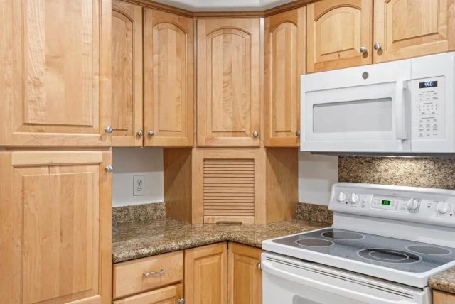 6809 Ballinger Avenue, San Carlos, CA 92119