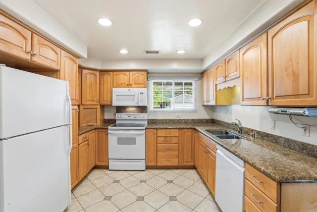6809 Ballinger Avenue, San Carlos, CA 92119