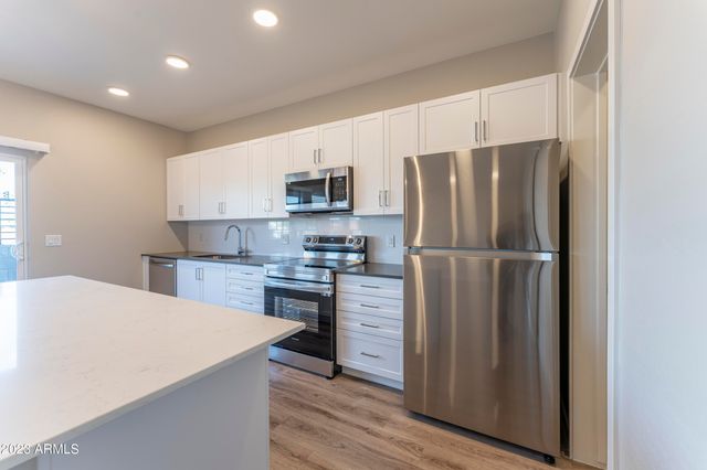 432 S 32nd Street 119, Mesa, AZ 85204