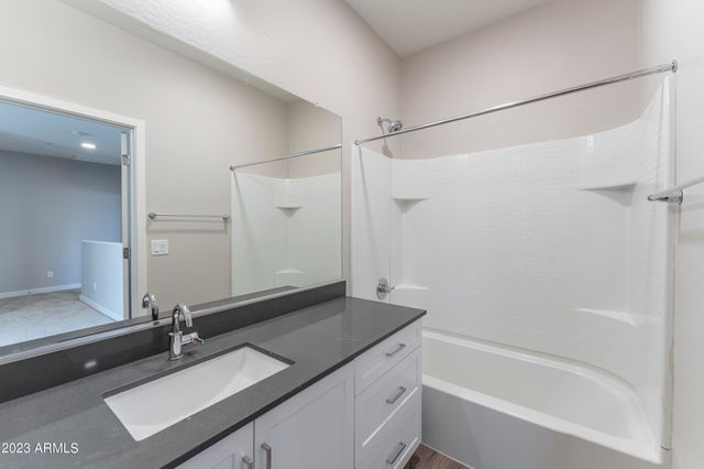 432 S 32nd Street 119, Mesa, AZ 85204