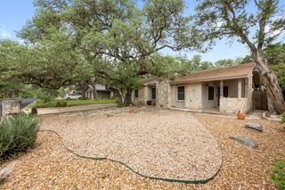 2506 Redleaf LN, Austin, TX 78745
