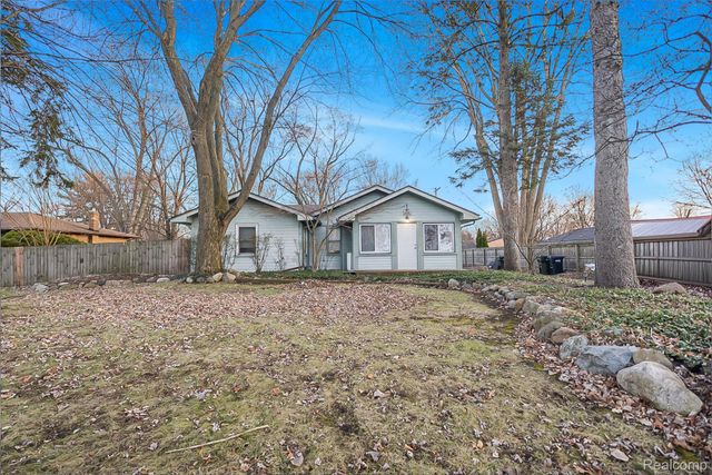 5336 Mansfield Avenue, Sterling Heights, MI 48310