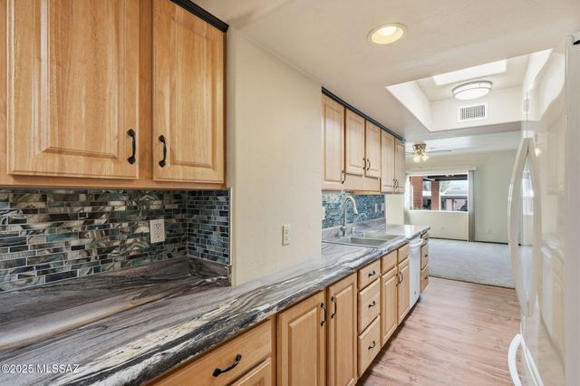 413 N Calle Del Diablo, Green Valley, AZ 85614