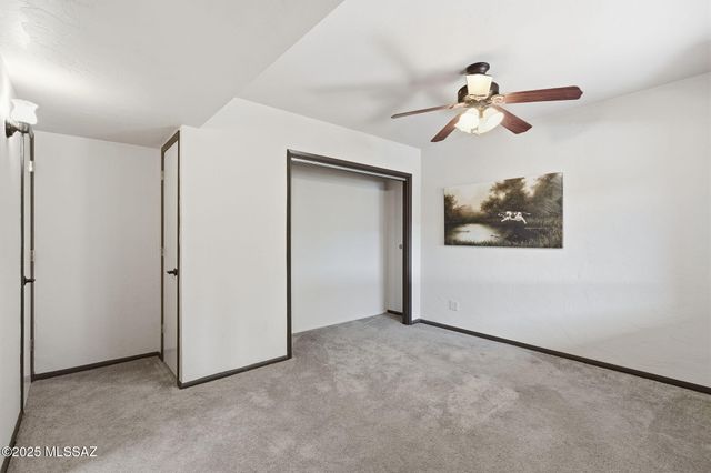 413 N Calle Del Diablo, Green Valley, AZ 85614