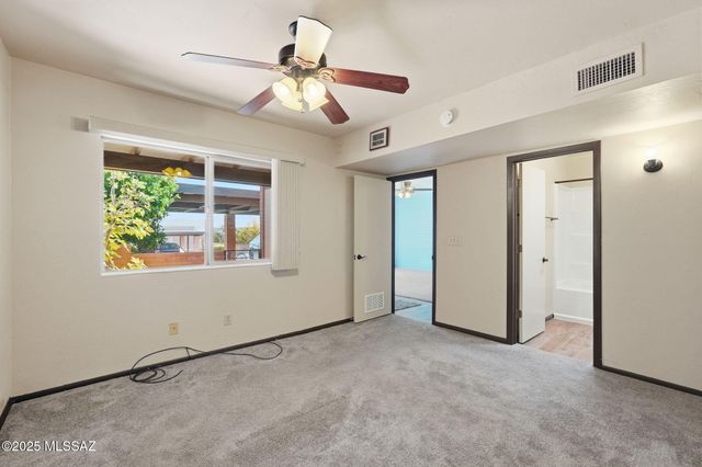 413 N Calle Del Diablo, Green Valley, AZ 85614