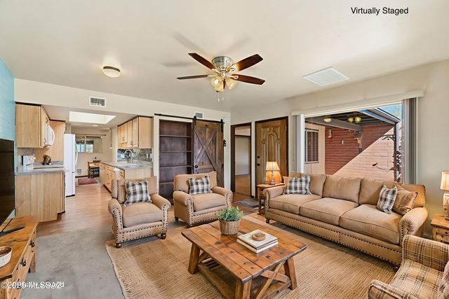 413 N Calle Del Diablo, Green Valley, AZ 85614