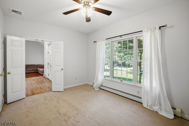 30 Carriage House Rd, Sparta Twp., NJ 07871