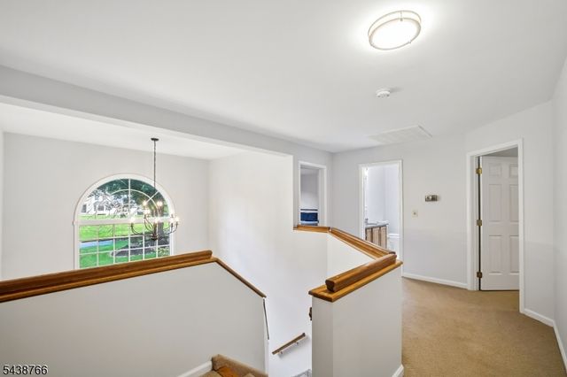 30 Carriage House Rd, Sparta Twp., NJ 07871