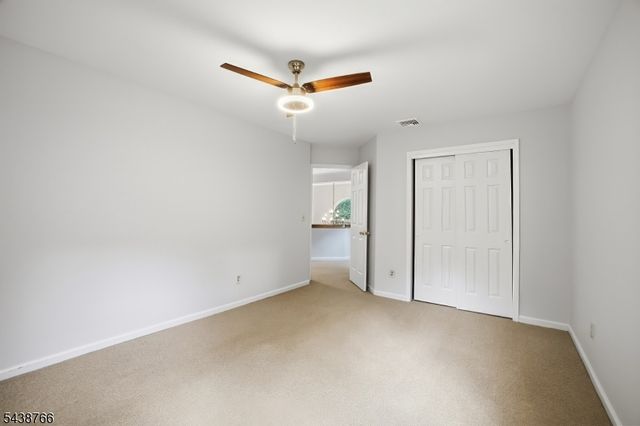 30 Carriage House Rd, Sparta Twp., NJ 07871