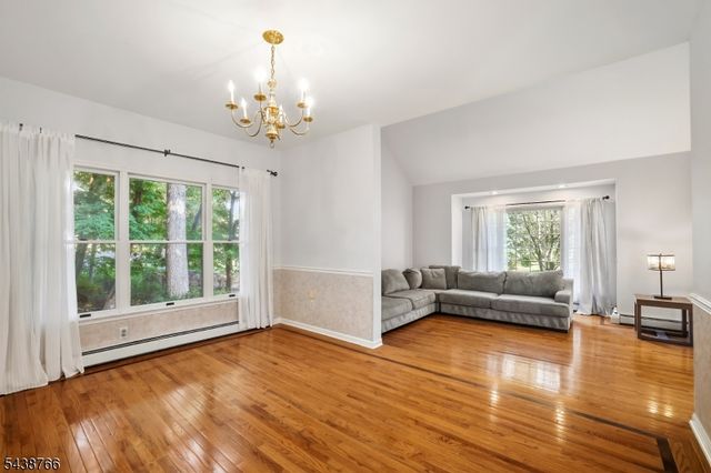 30 Carriage House Rd, Sparta Twp., NJ 07871