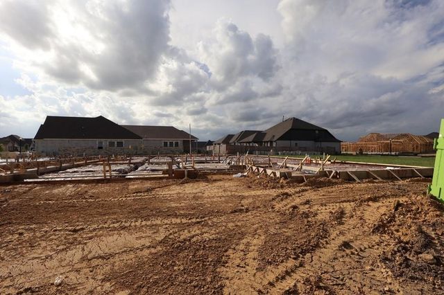 11907 Greenwood Drive, Mont Belvieu, TX 77523