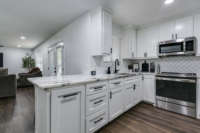 3508 Sunset Dr, San Angelo, TX 76904