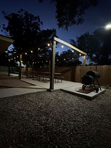 3508 Sunset Dr, San Angelo, TX 76904