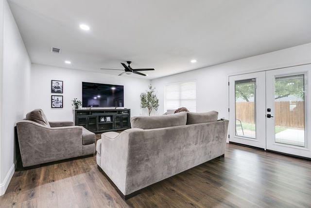 3508 Sunset Dr, San Angelo, TX 76904